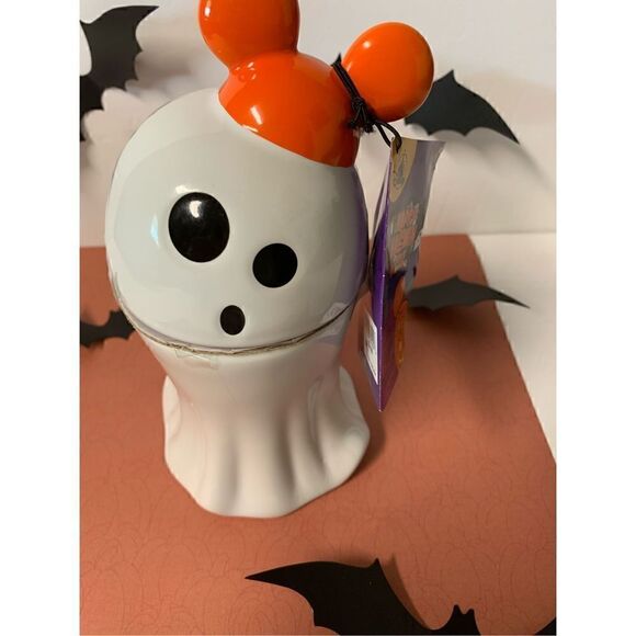 Authentic Disney Halloween Scented Ghost Candle - Picture 2 of 6